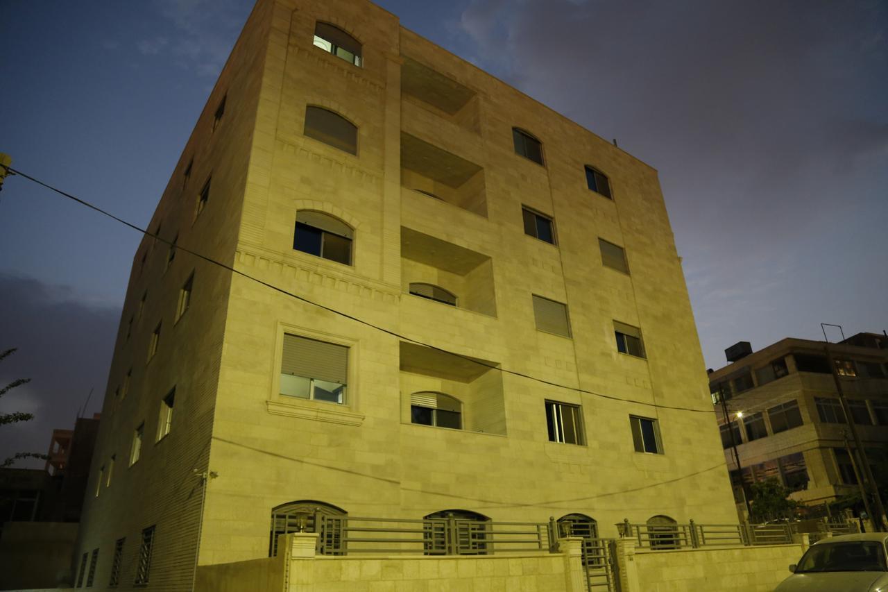 Evana Apartments Amman Buitenkant foto